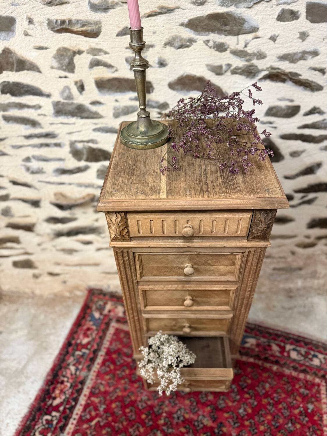 Petit meuble de rangement bois brut