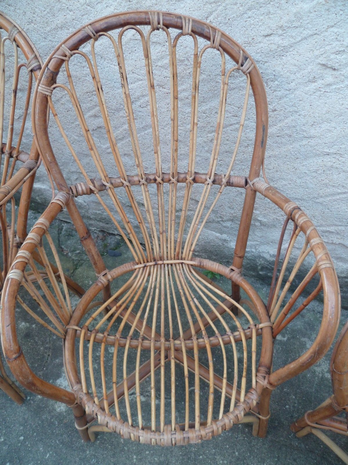 Suite of 4 chairs in bamboo wood curved