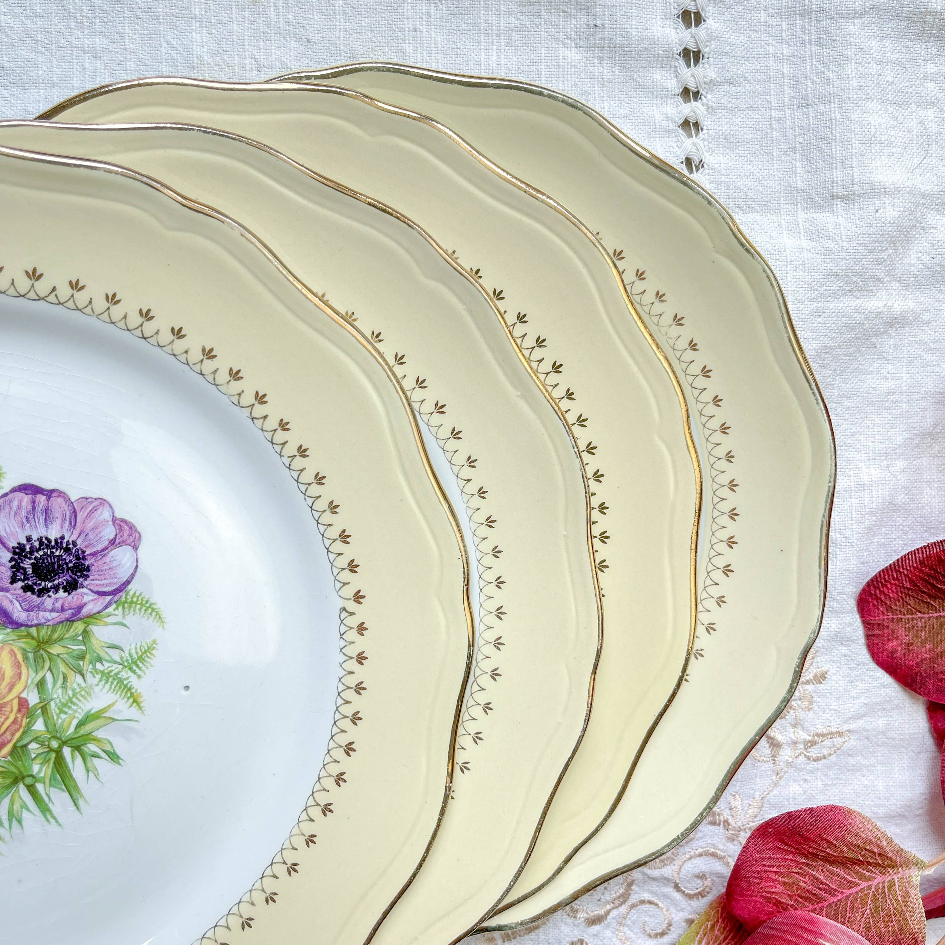 6 vintage porcelain dinner plates with white and golden yellow floral pattern L'Amandinoise "Coopélia" - Vintage floral tableware