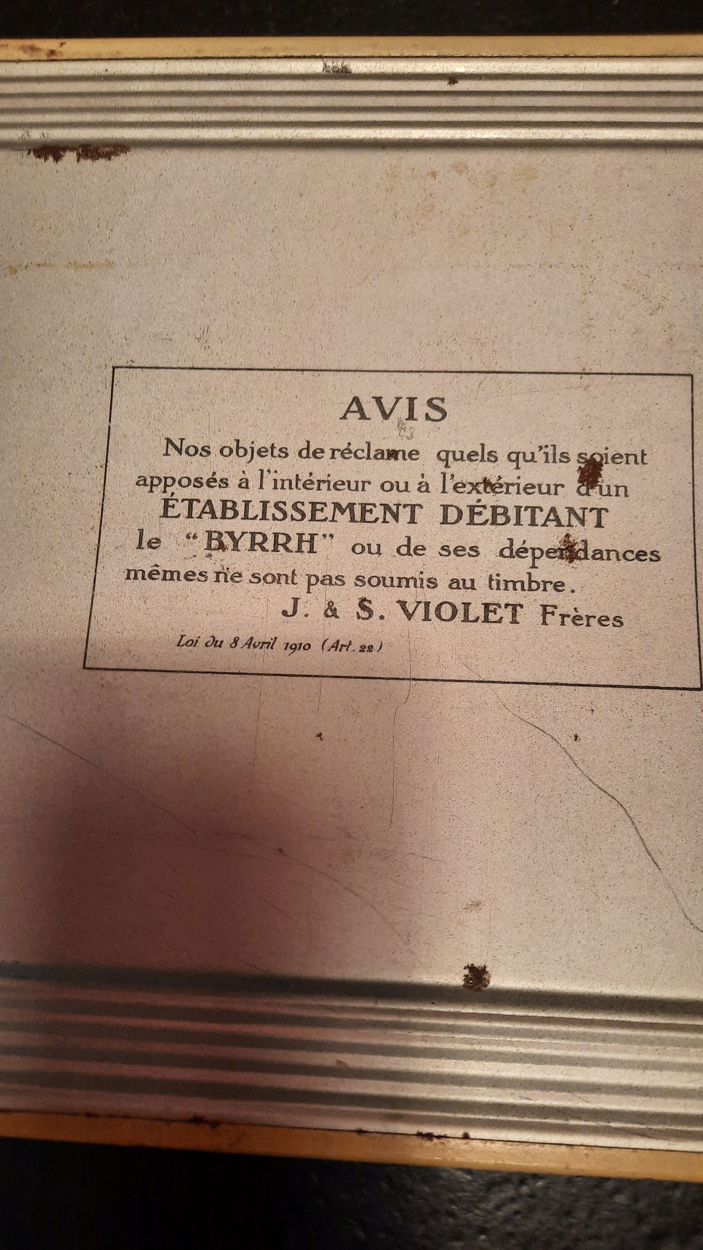 Advertising painted plaque