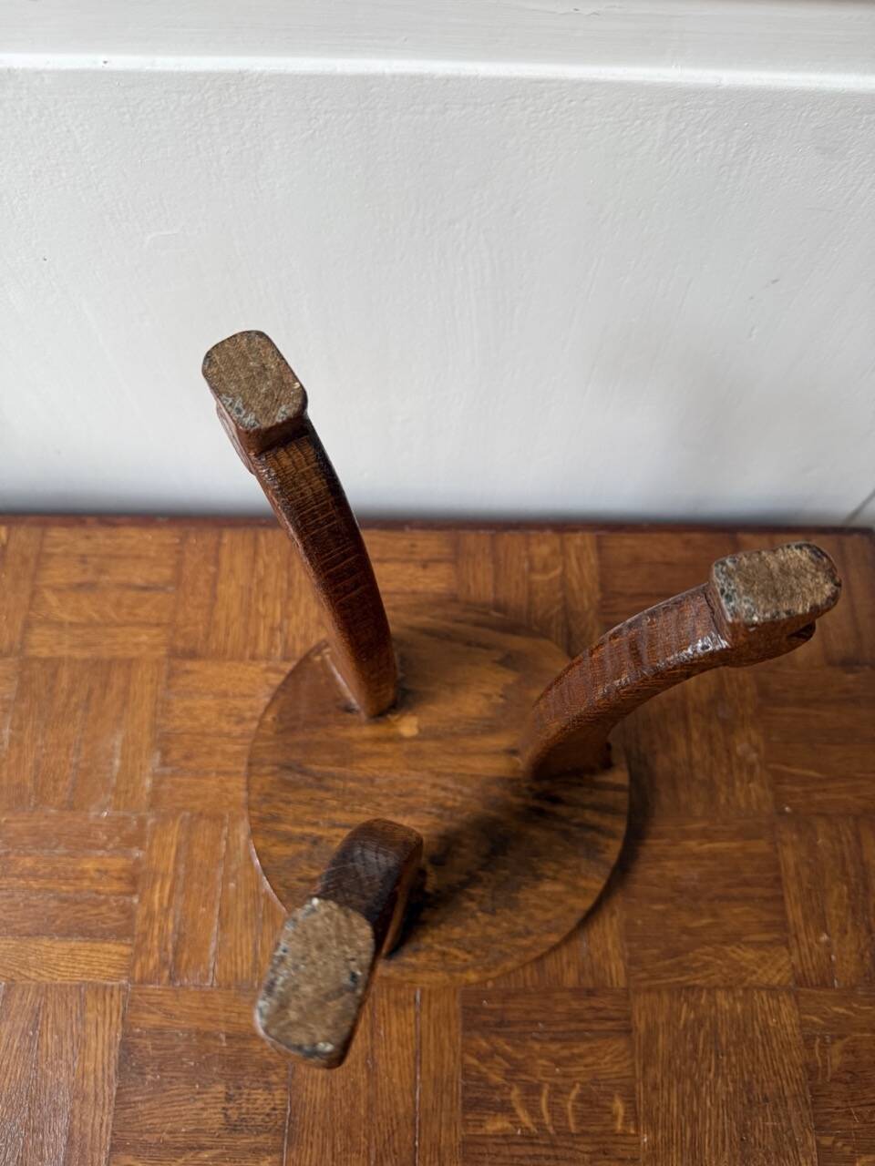 Vintage wooden side table / stool