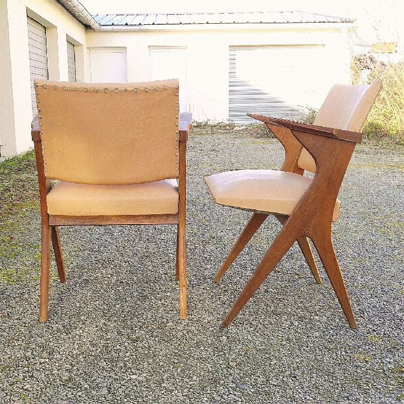 Chairs bridges vintage skai and wood feet compass