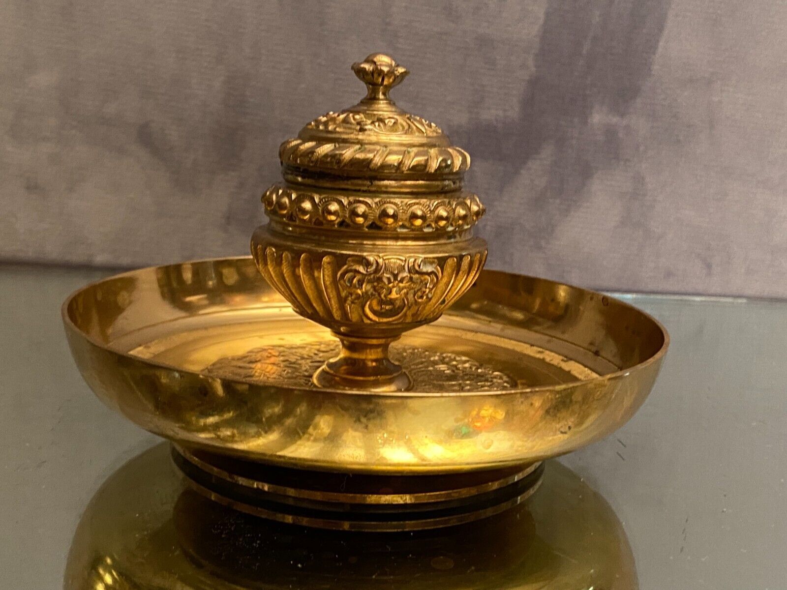 Inkwell nineteenth in gilded bronze Louis XIII style