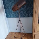 Tripod tube floor lamp