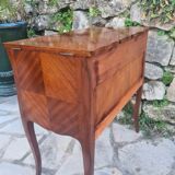Mahogany women's dressing table