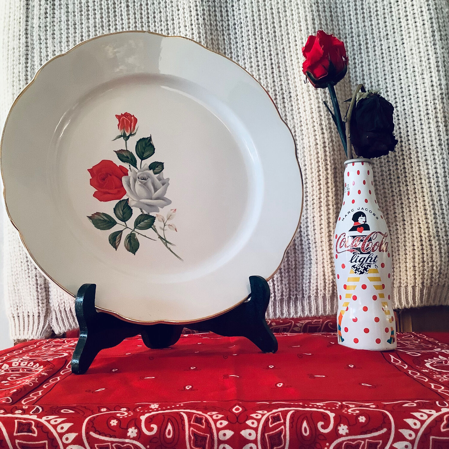 Round dish Luneville Menton collection