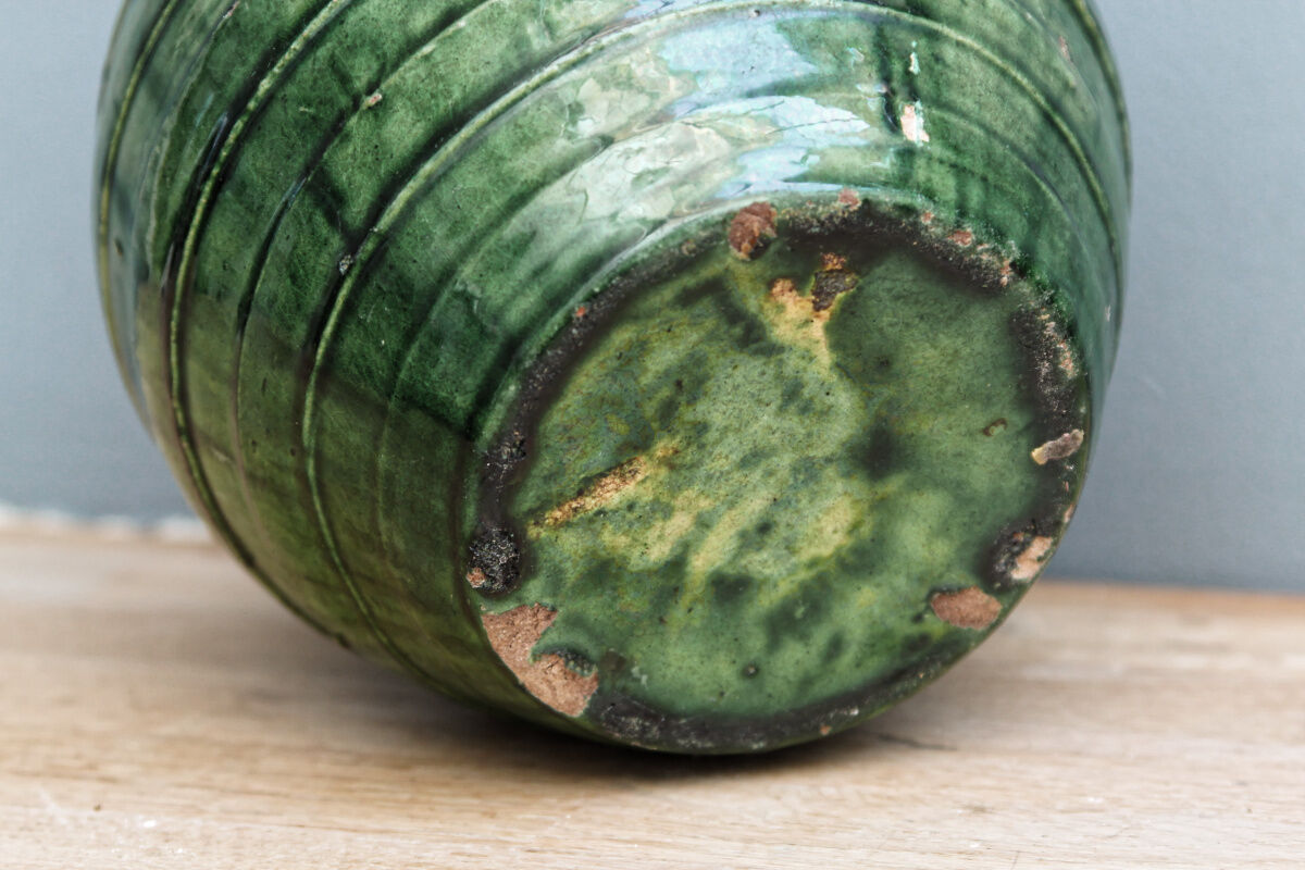 Vase glazed terracotta ball