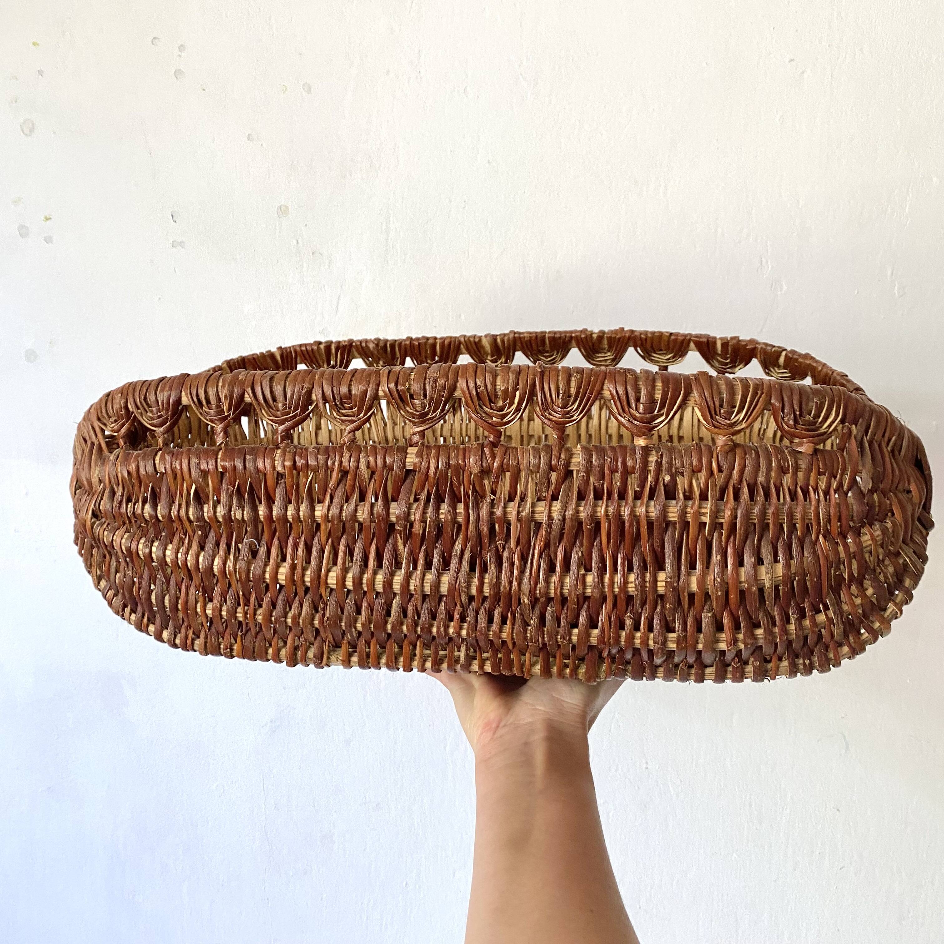 Basket, woven wicker basket