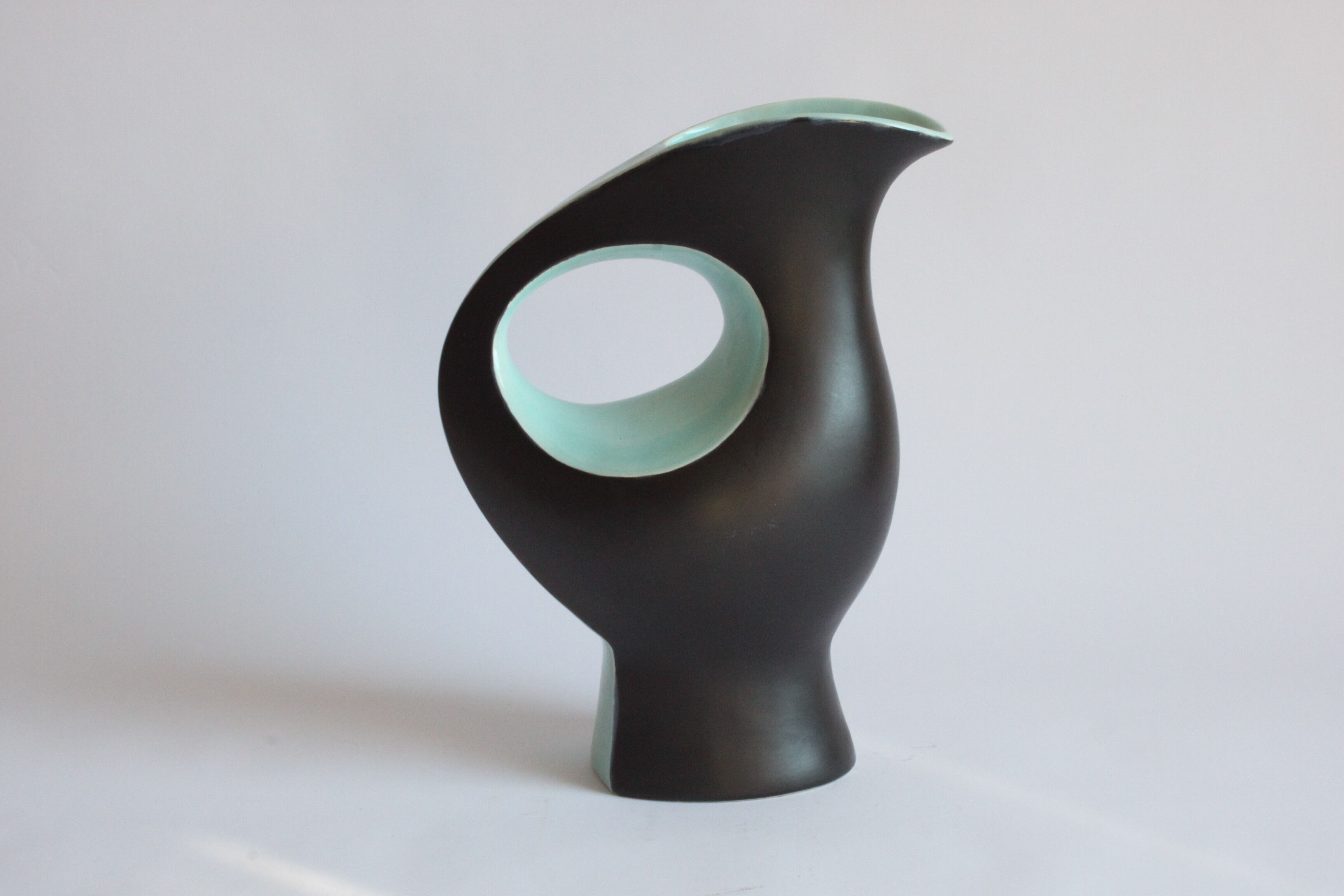 Vase en céramique zoomorphe d’André Bayer, Bruxelles années 1950