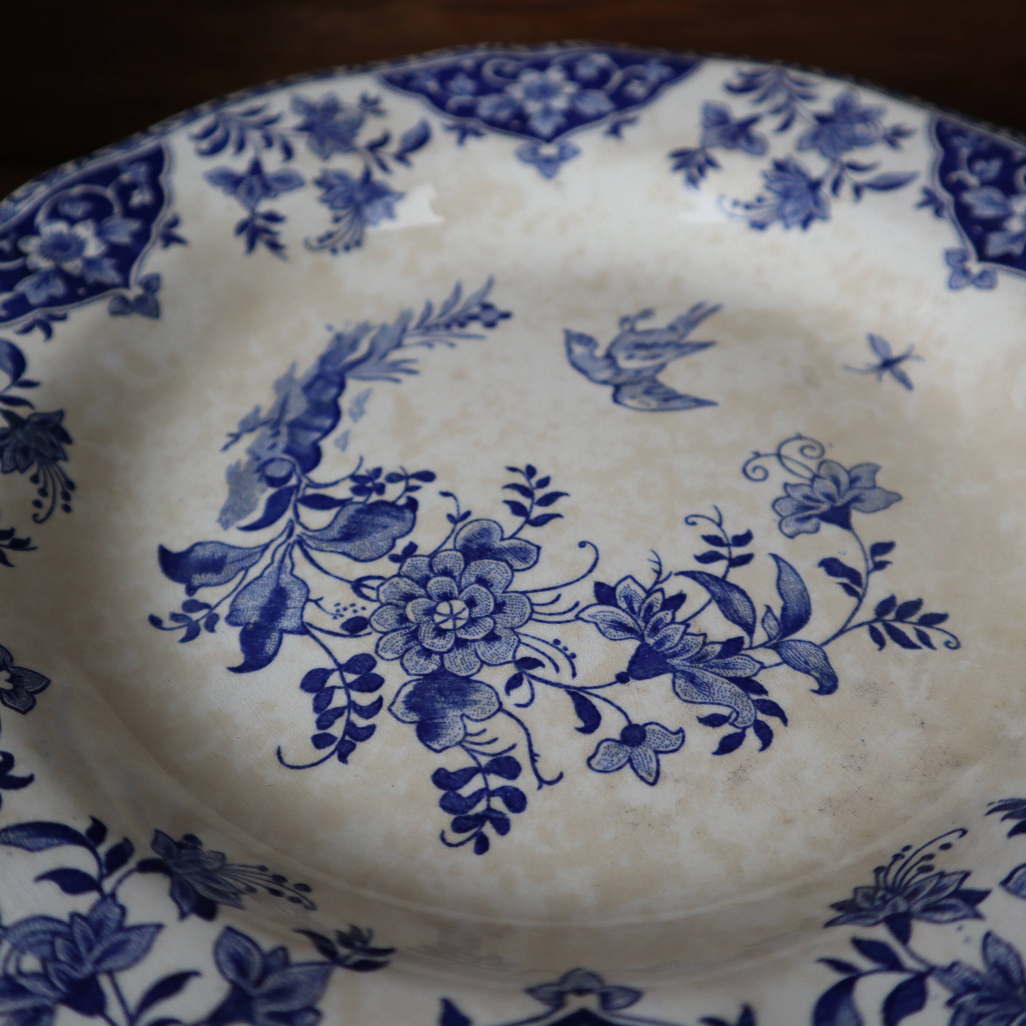 5 Gien Delft earthenware soup plates