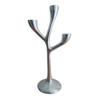 Tripod candle holder design in aluminium