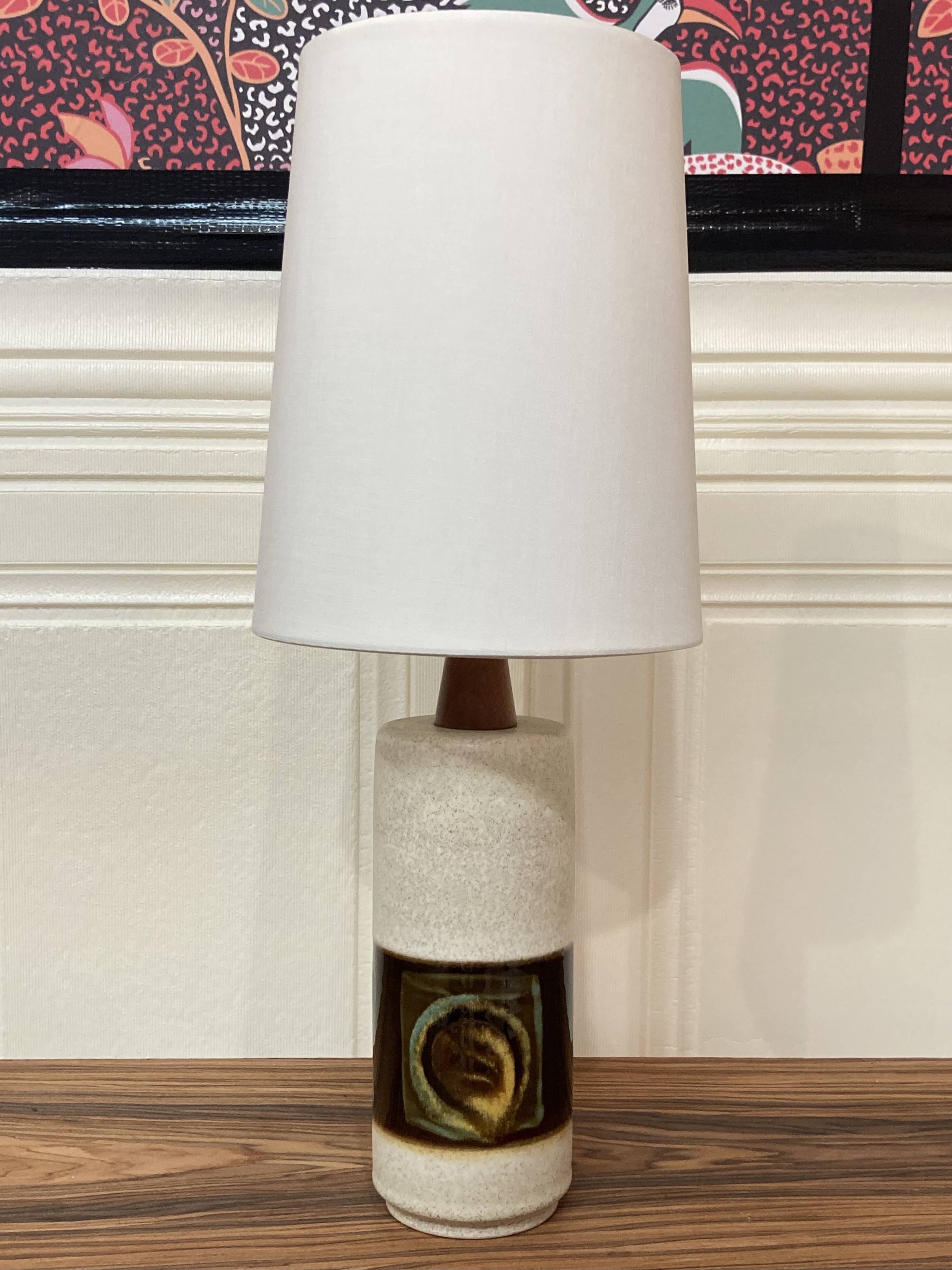 Scandinavian design ceramic lamp 1950.