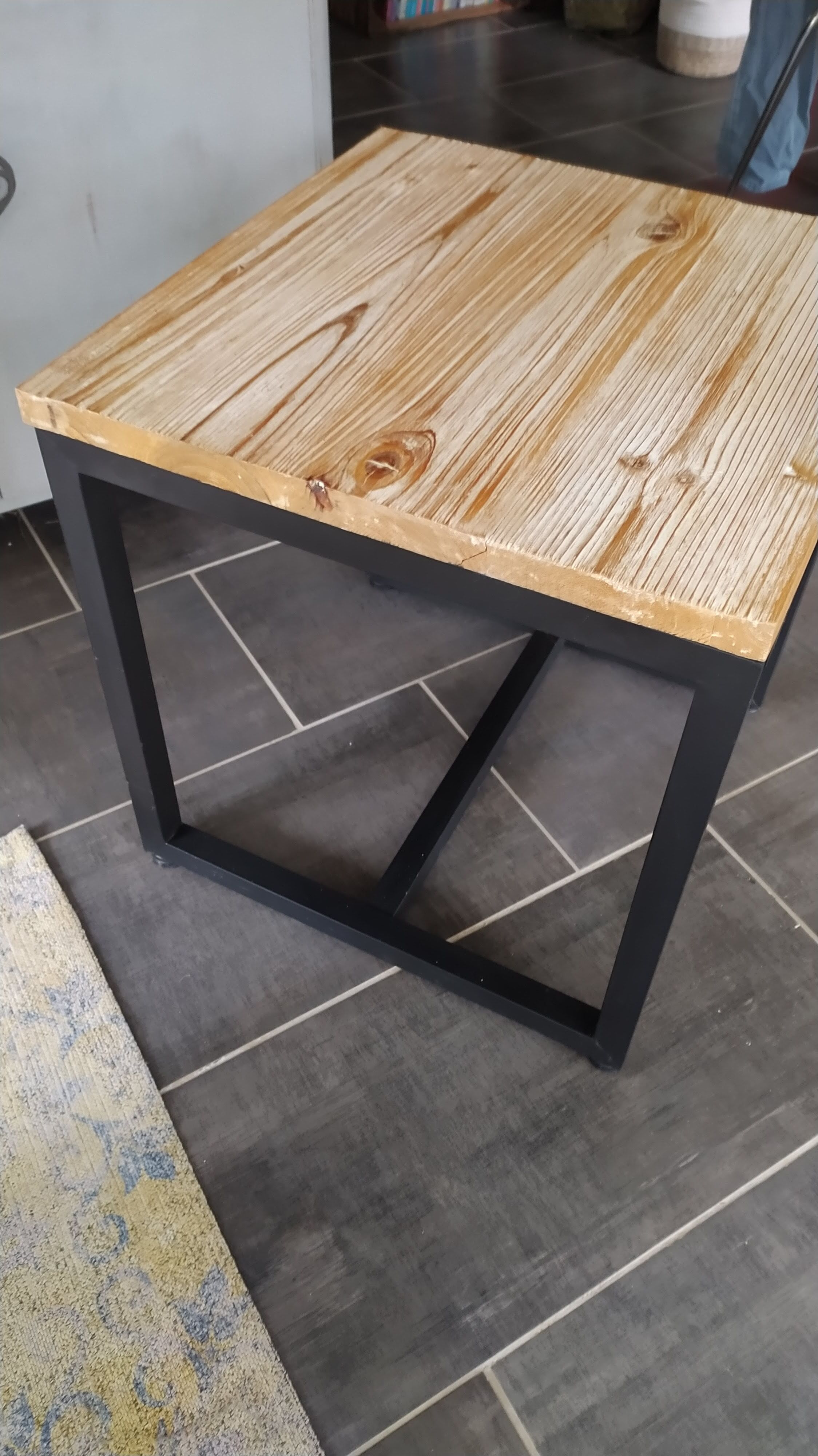 Maison du Monde side table