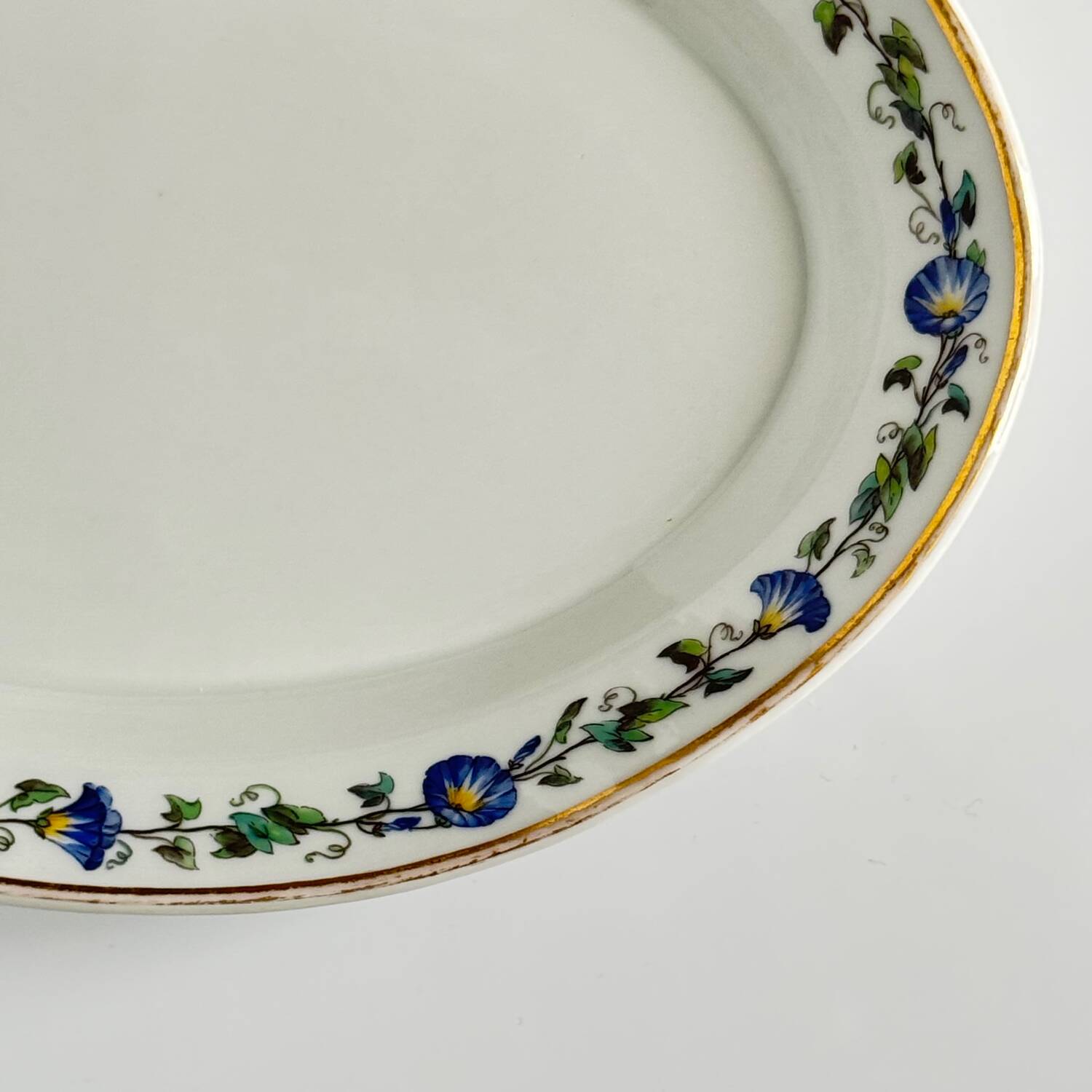 KPM Berlin porcelain sauce boat with tray | Early 19th century