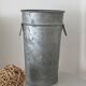 Vase de fleuriste en zinc