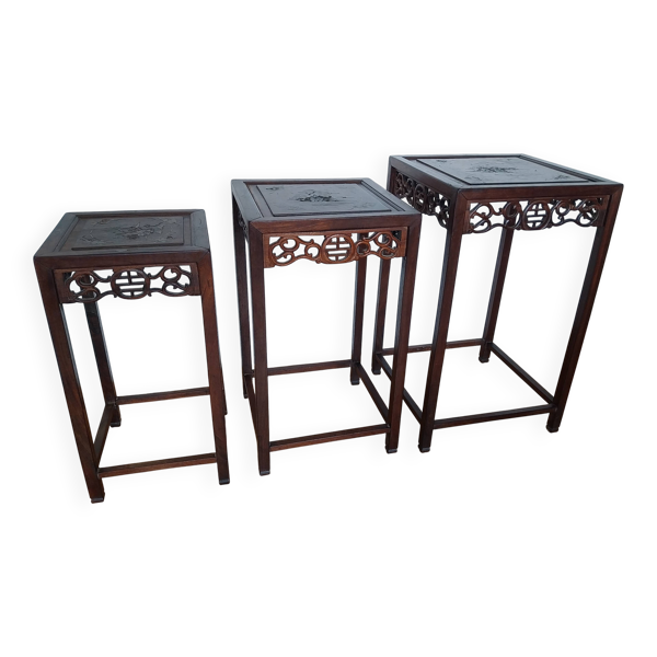 3 tables gigognes chinoises en bois et laiton