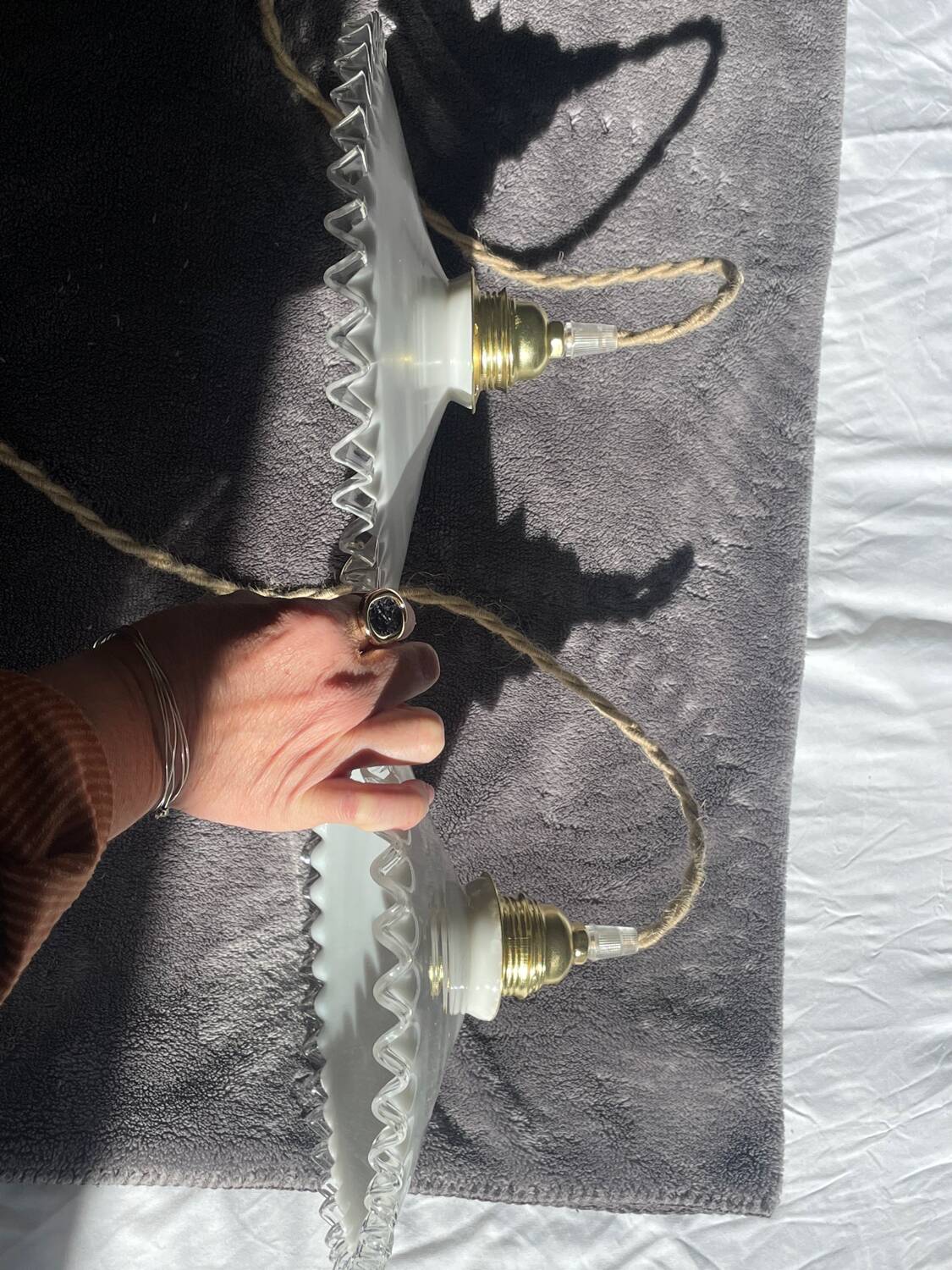 Pair of lace-edged opaline portable lamps with cord wire