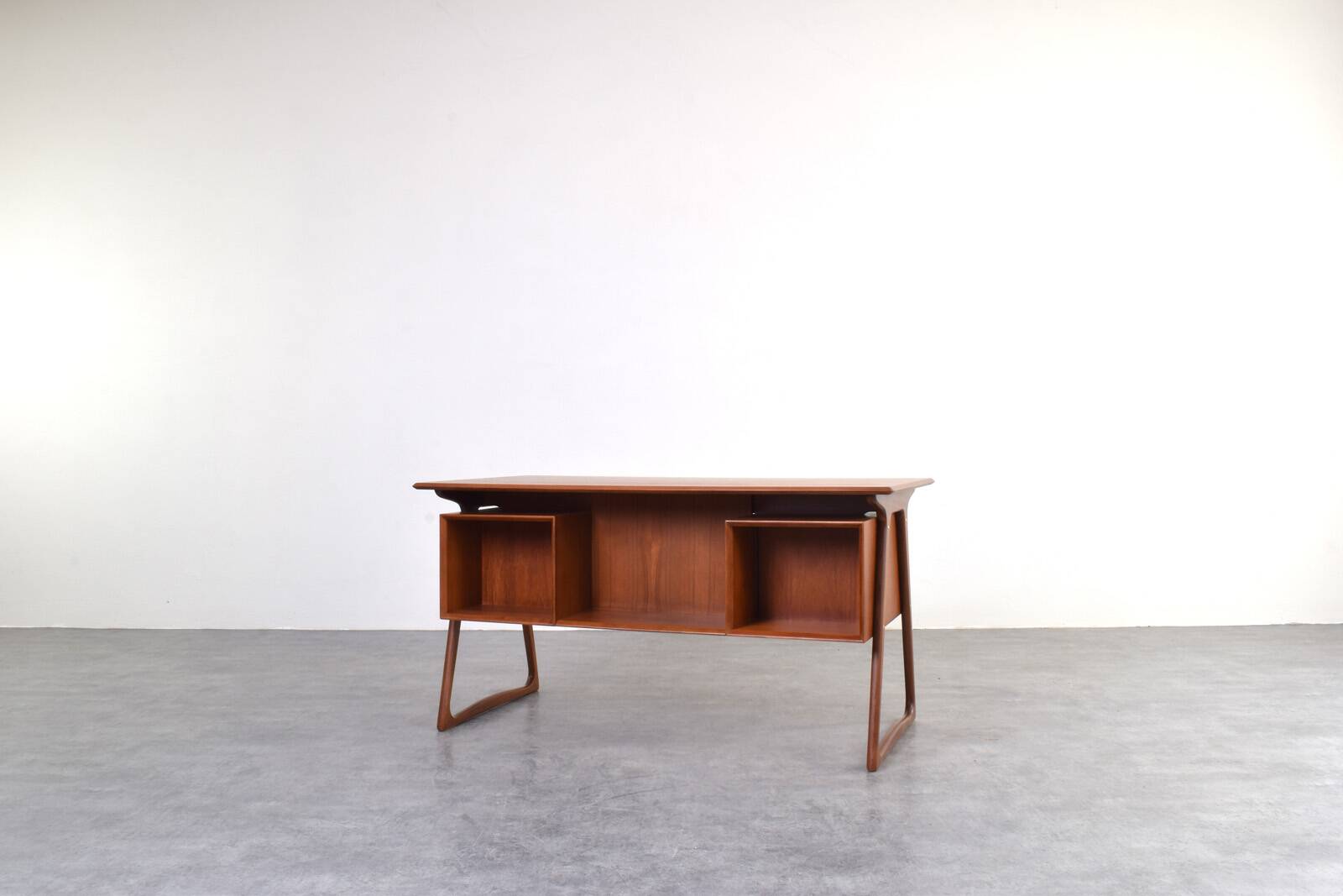 Mid-Century Danish Teak Executive Desk by Svend Åge Madsen for H.P. Hansen,