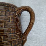 Wine pitcher