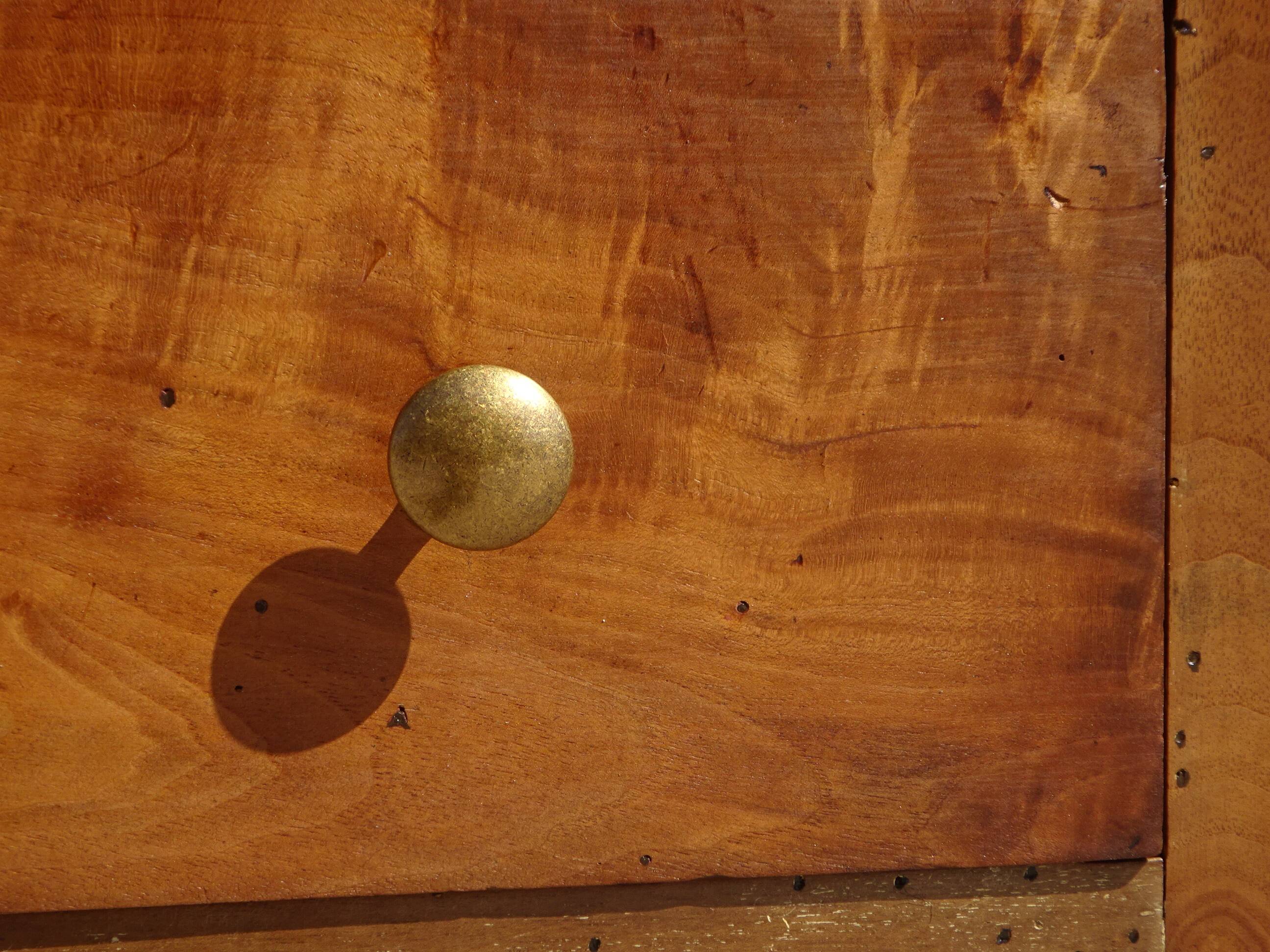 Antique Louis Philippe chest of drawers made entirely of walnut.