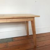 Piece of furniture with cannage