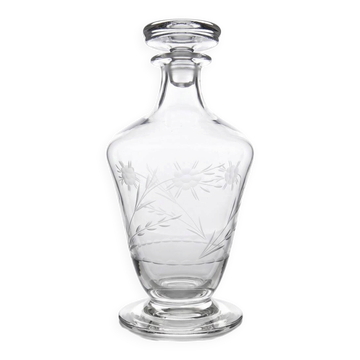 Petite carafe à décanter ancienne en cristal de Bohême gravé, début XXe