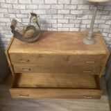 Vintage chest of drawers