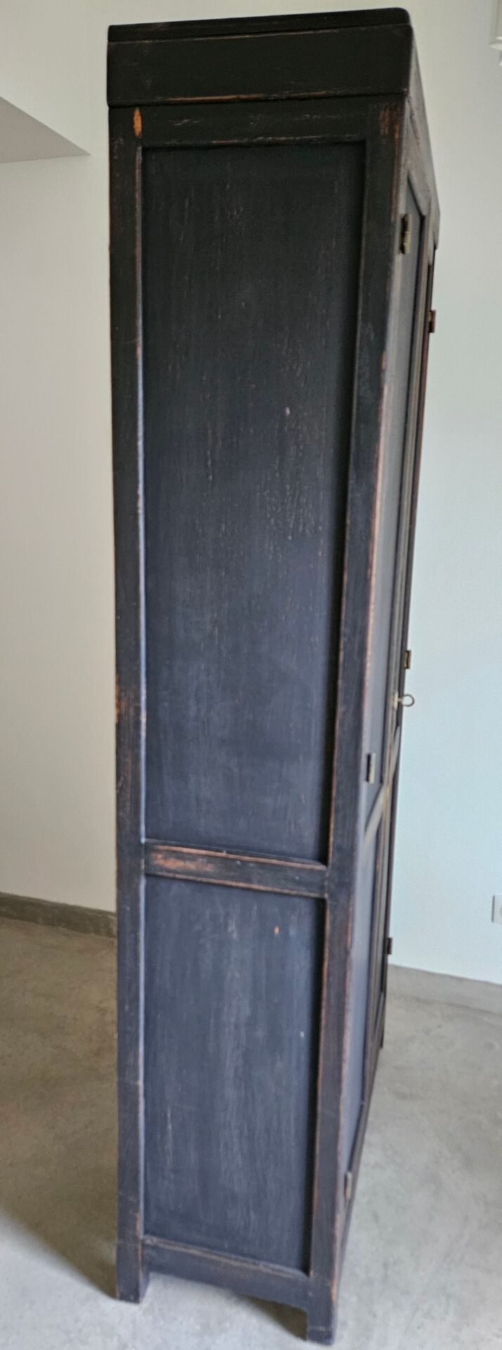 Ancienne Armoire parisienne d’école bois chêne noir