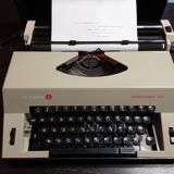 Machine à écrire olympia conformatic 311 vintage 1970