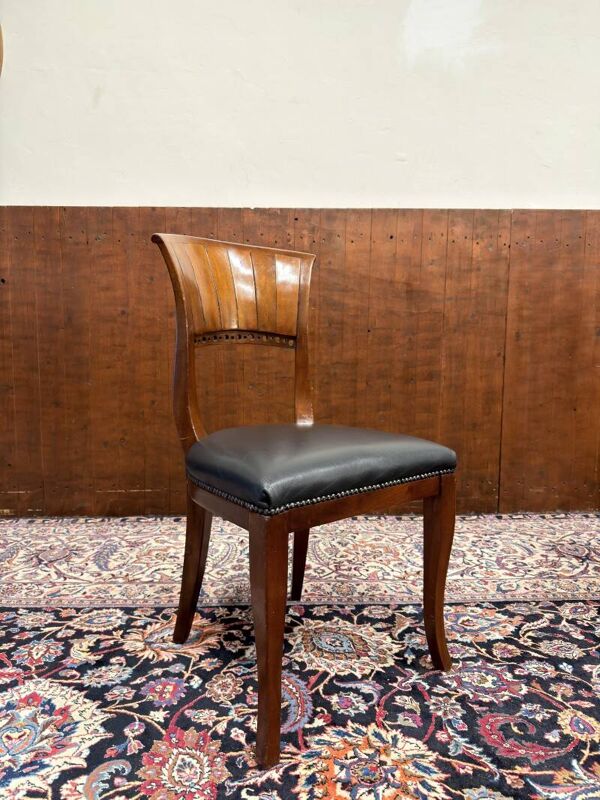 Ensemble de chaises anglaises classiques