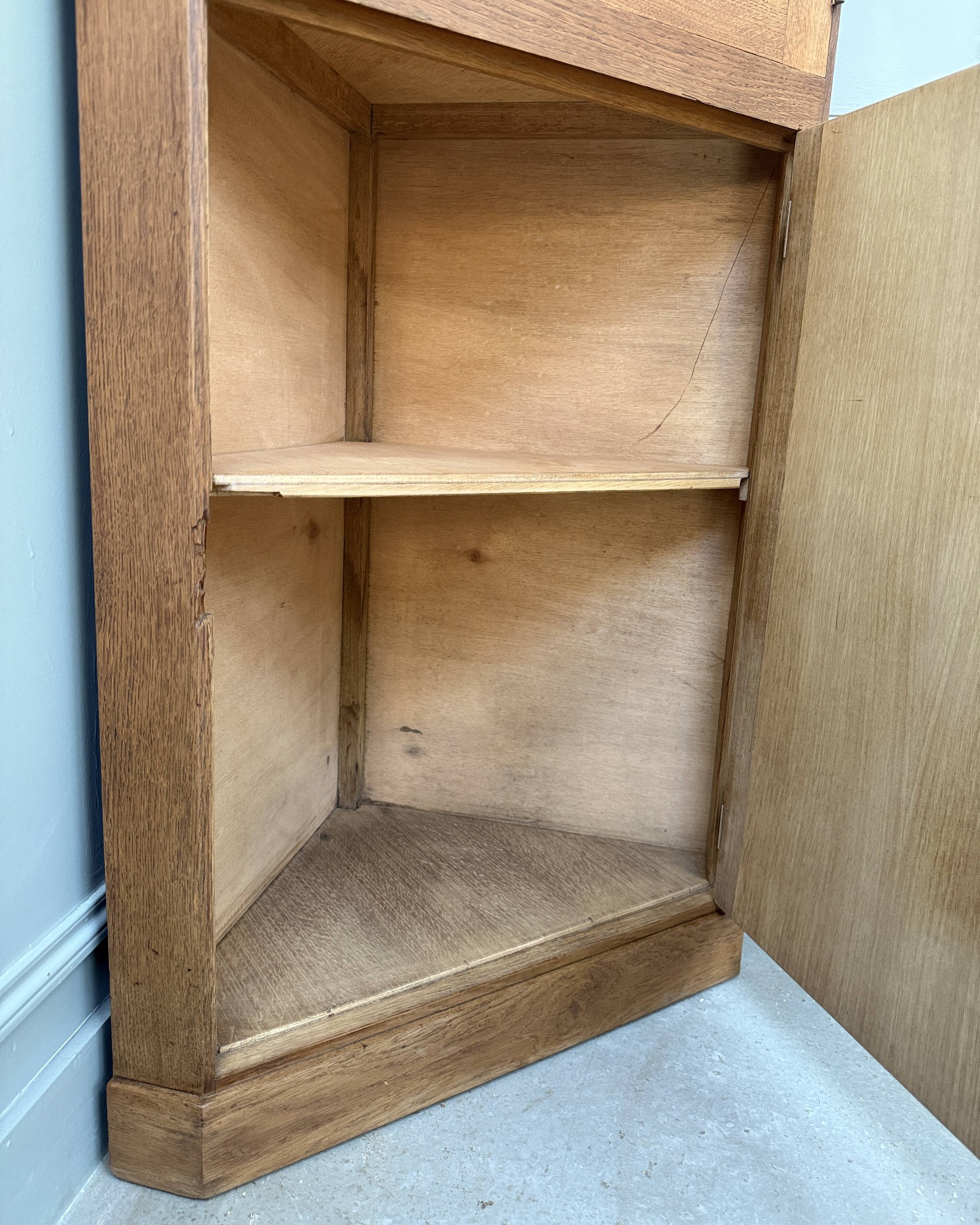 Vintage glass corner unit in oak (renovated)