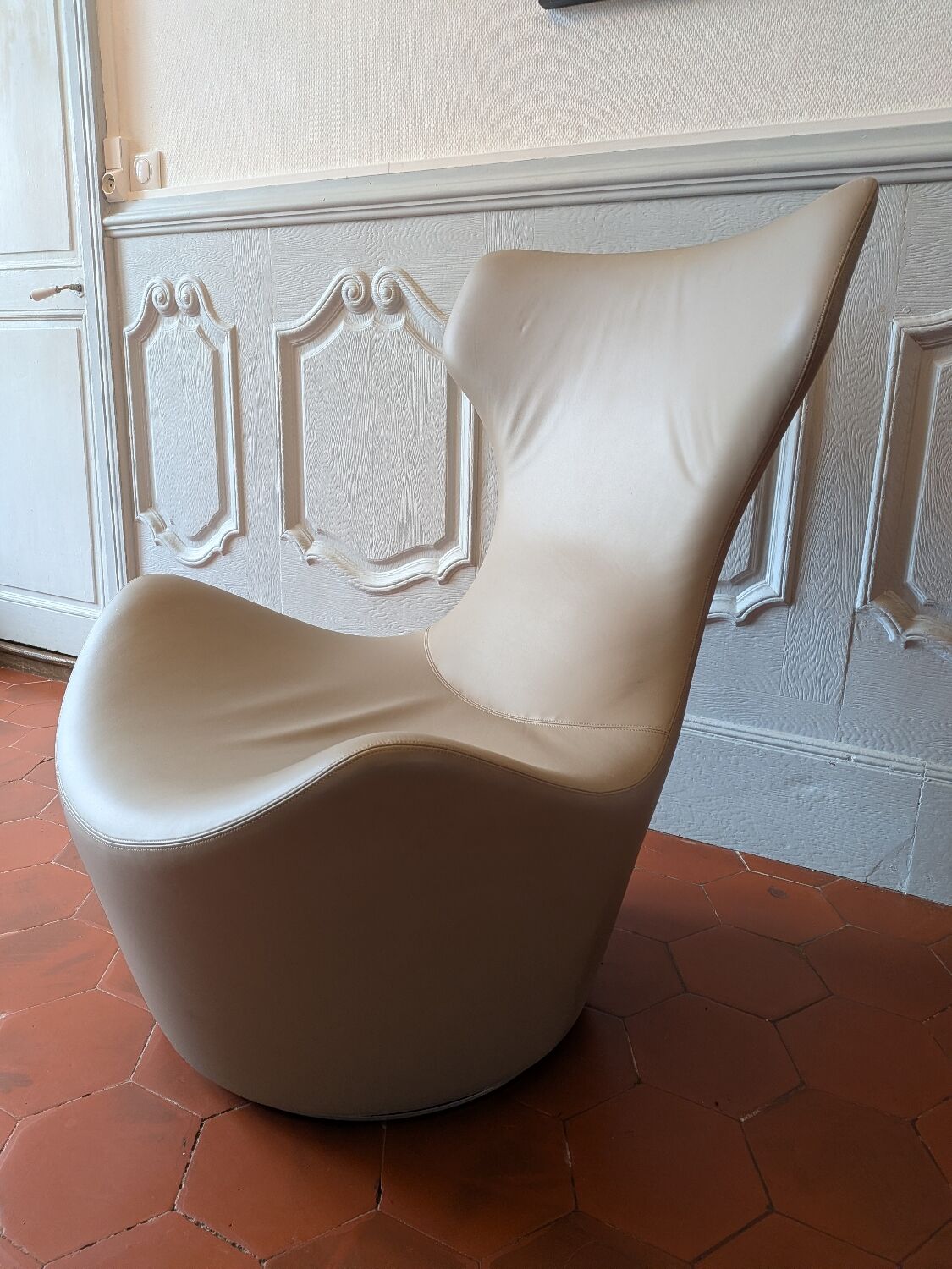 Grande Papilio leather armchair B & B Italia