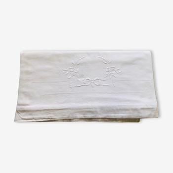 HAND EMBROIDERED FLAT SHEET WHITE COTTON CROWN PATTERN