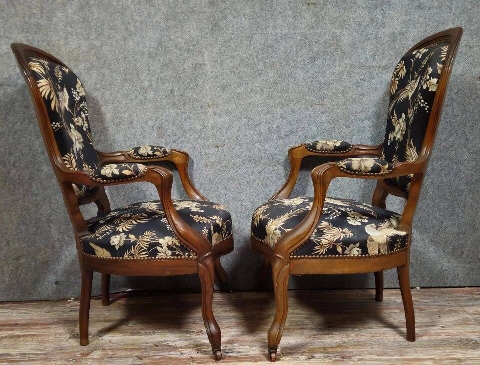 Pair of Napoleon III armchairs in mahogany with silk-style upholstery.