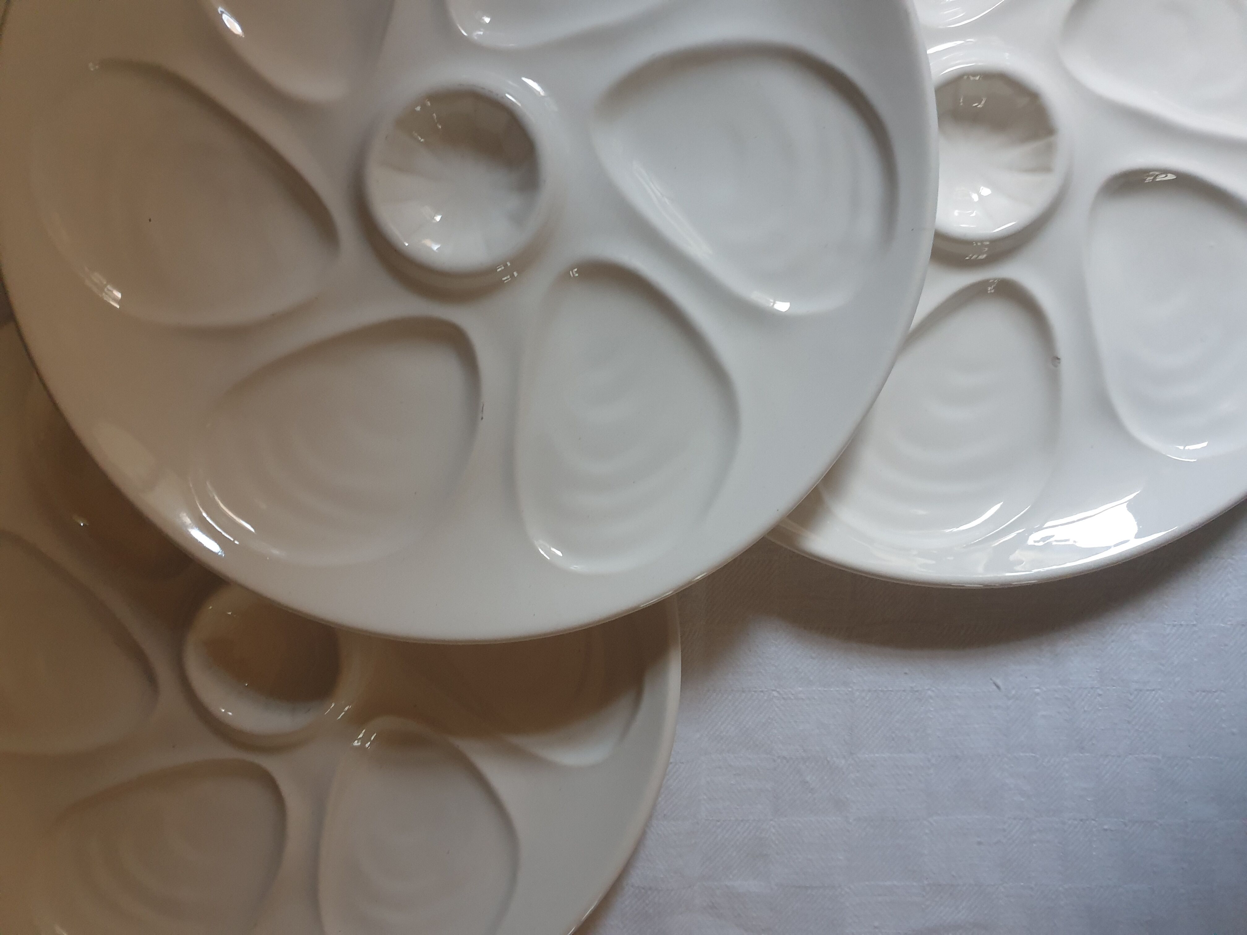Suite of four Oysters plates Les Salins