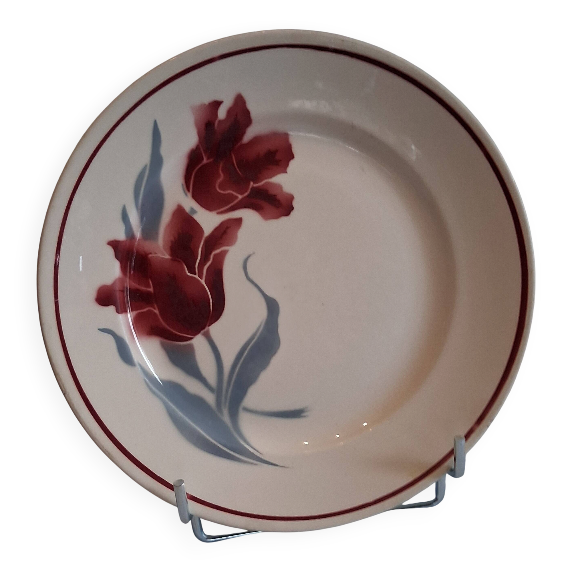 Old flat plate from Badonvillier in good condition.