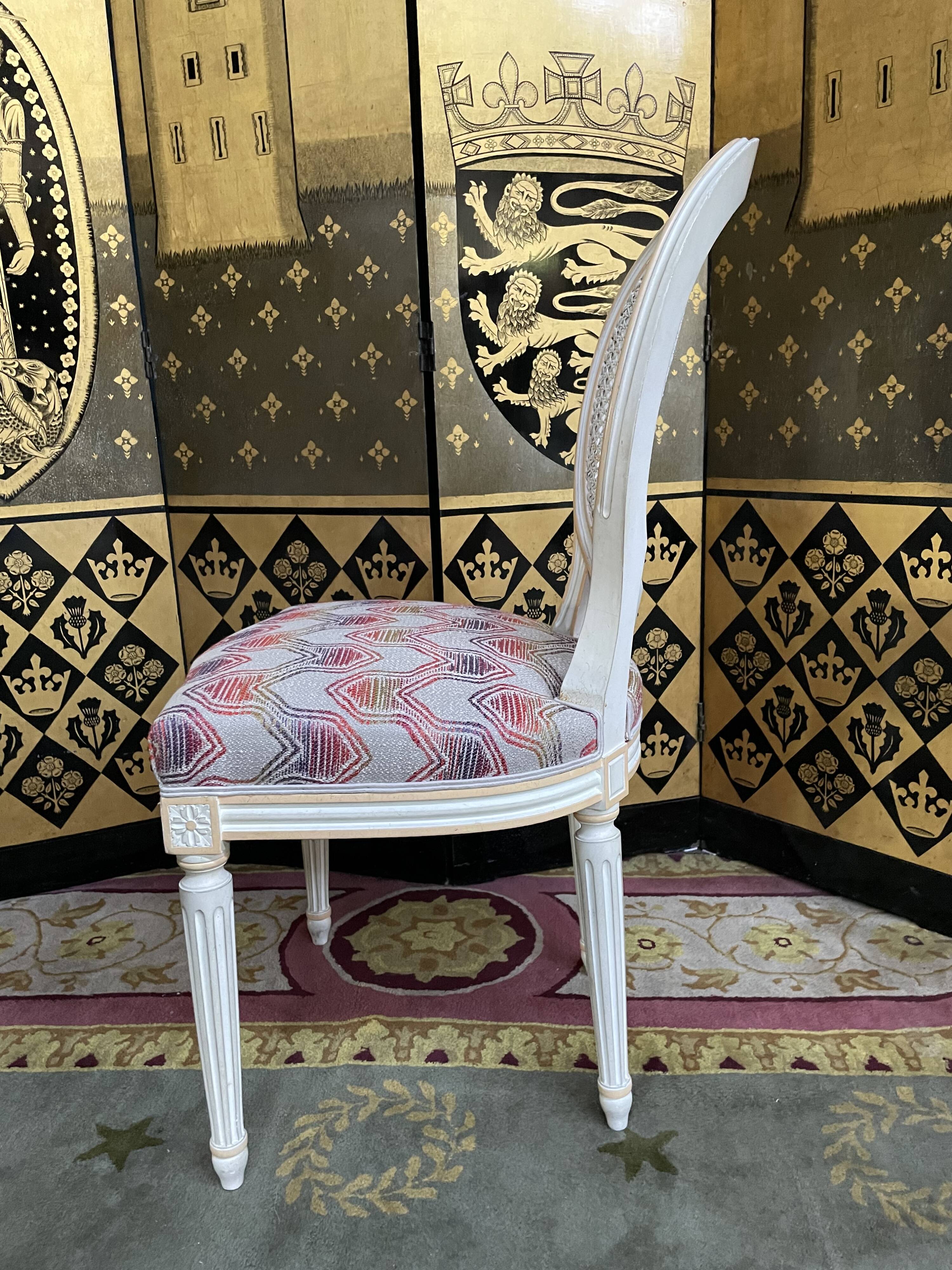 4 chairs louis XVI style medallion