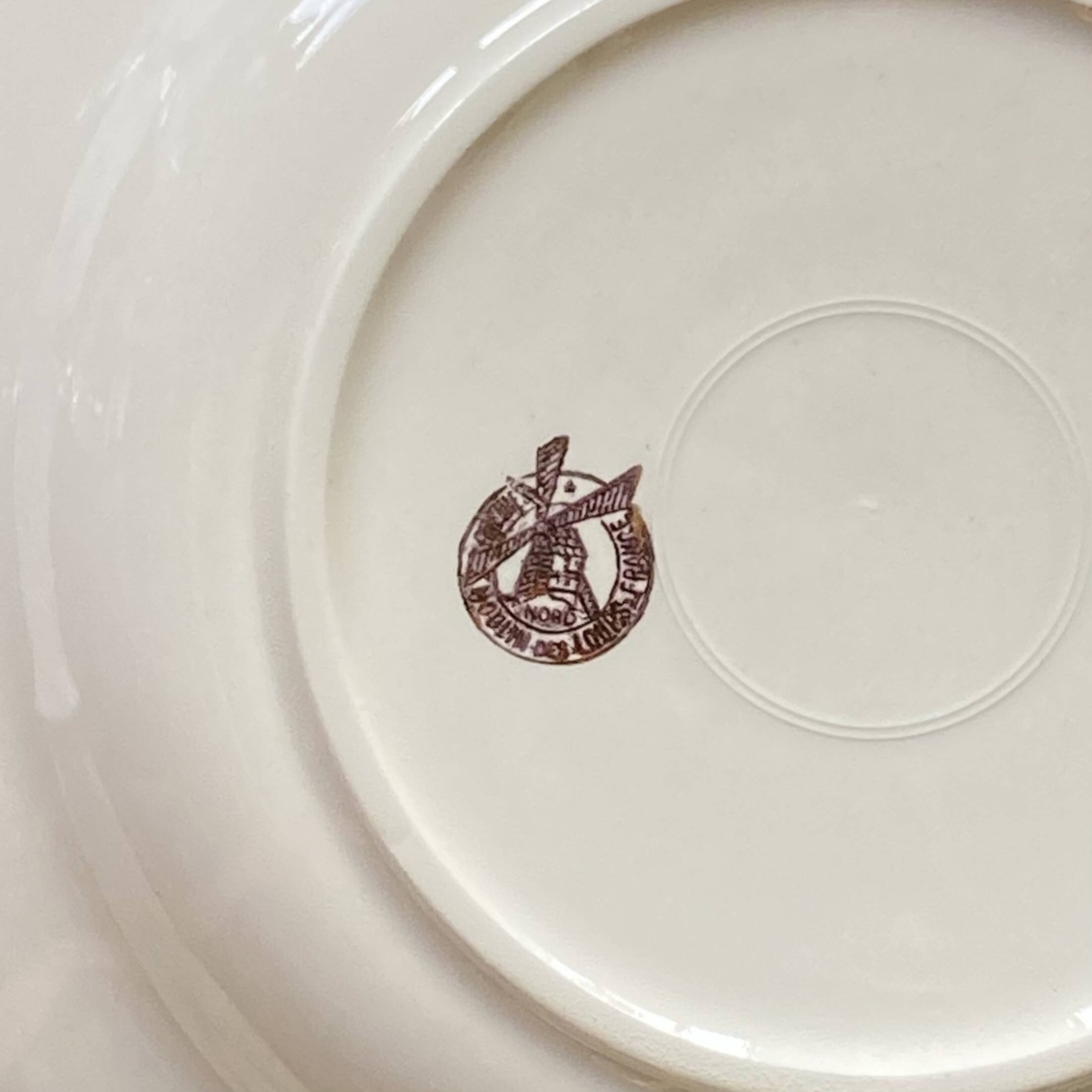 Set of 6 deep plates in old white and gold earthenware Moulin des loups Orchies ACC-6037