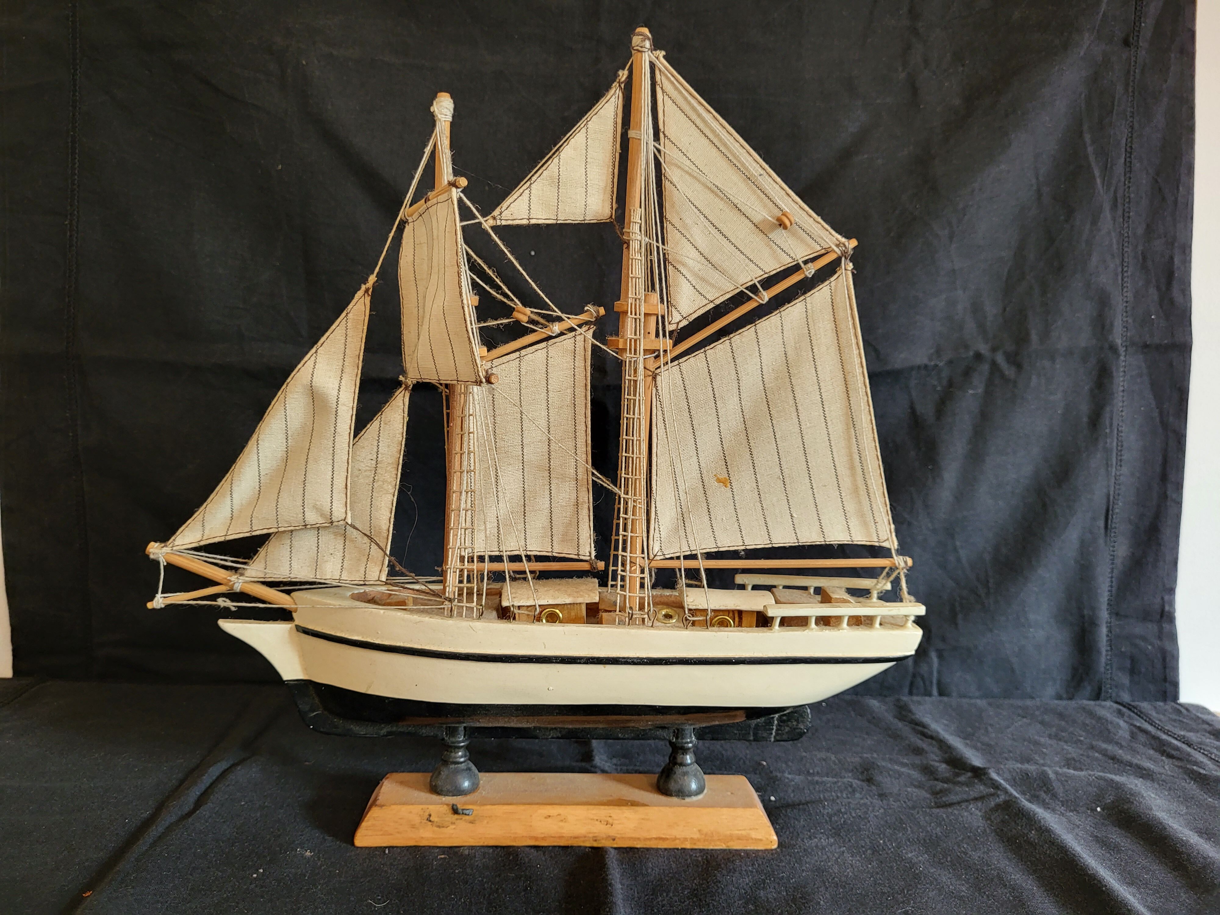 Model boat