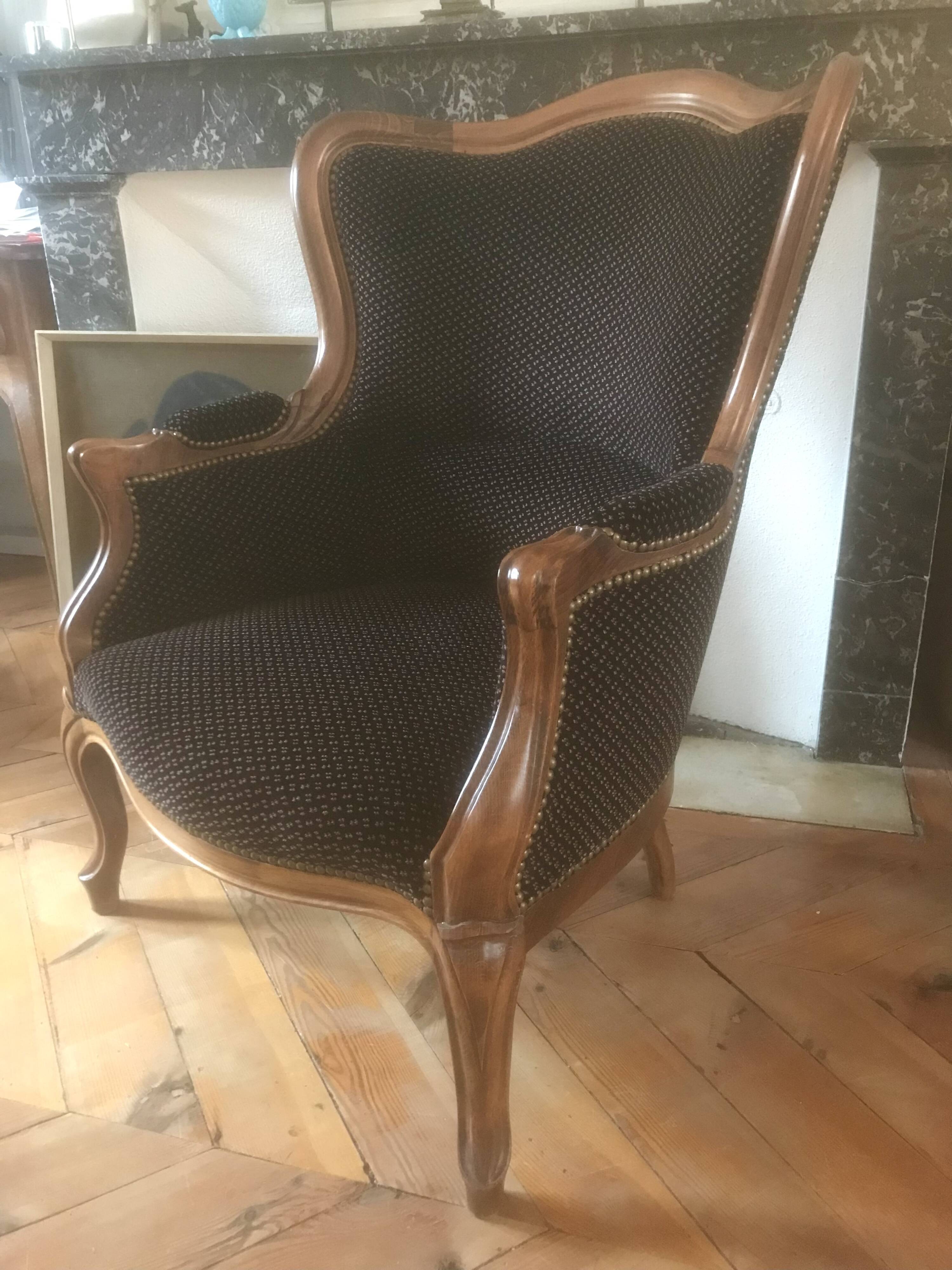 Louis XV style armchair with earpieces