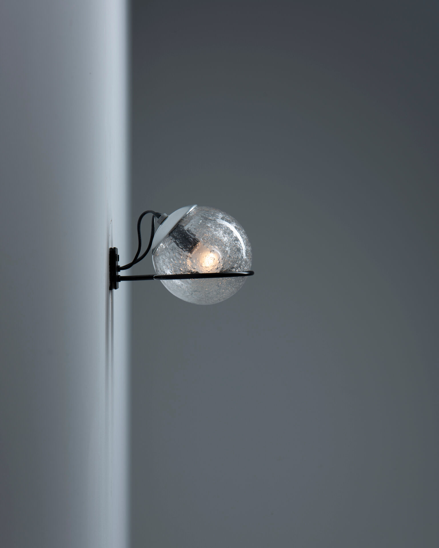 372/2 wall light by Gino Sarfatti for Arteluce Italy 1950s