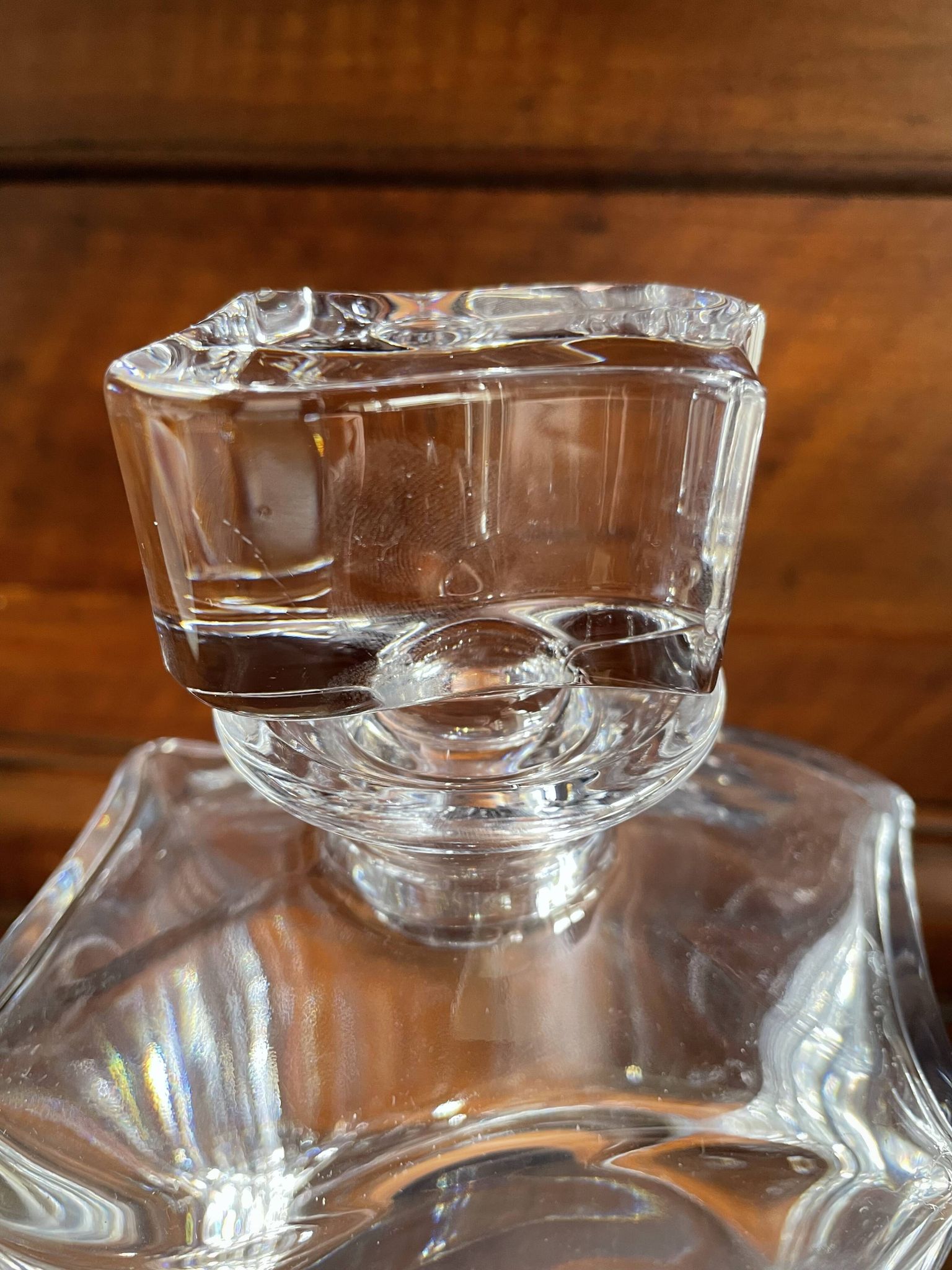 Carafe à whisky en cristal galbé