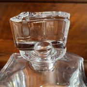 Carafe à whisky en cristal galbé