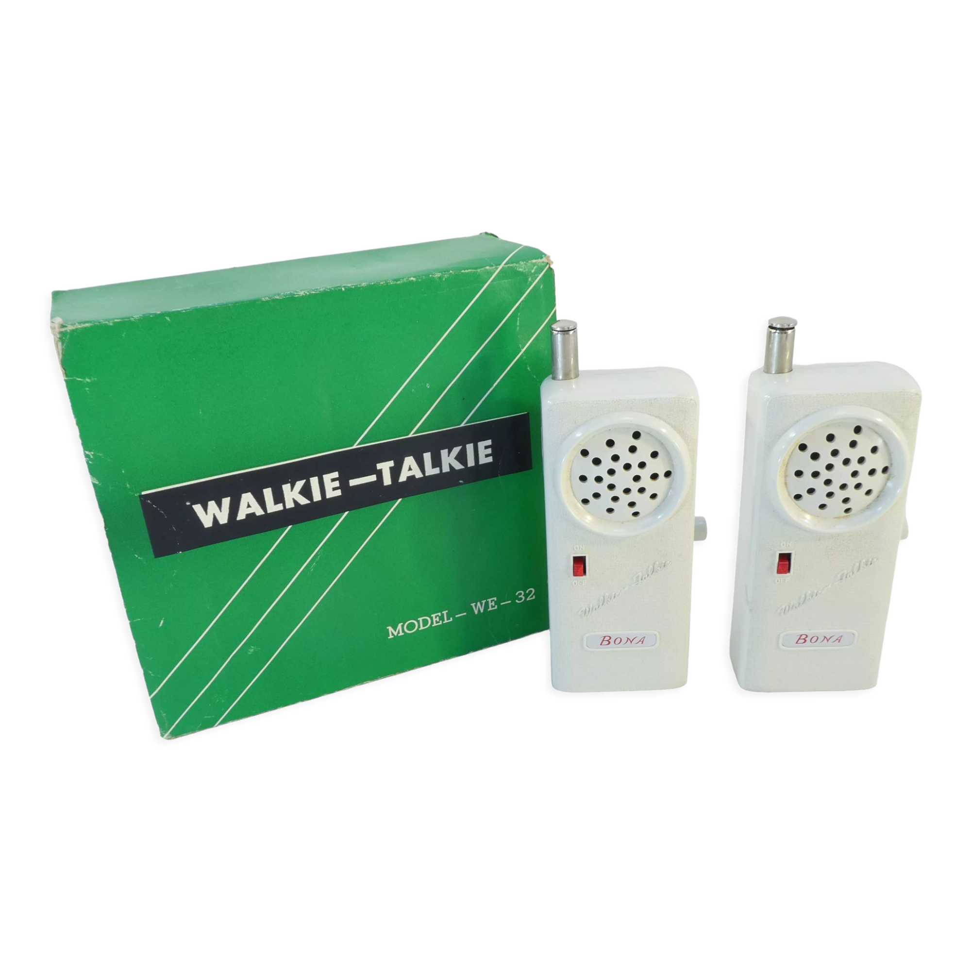 Pair of walkie-talkies Bona model WE 32 made in Japan