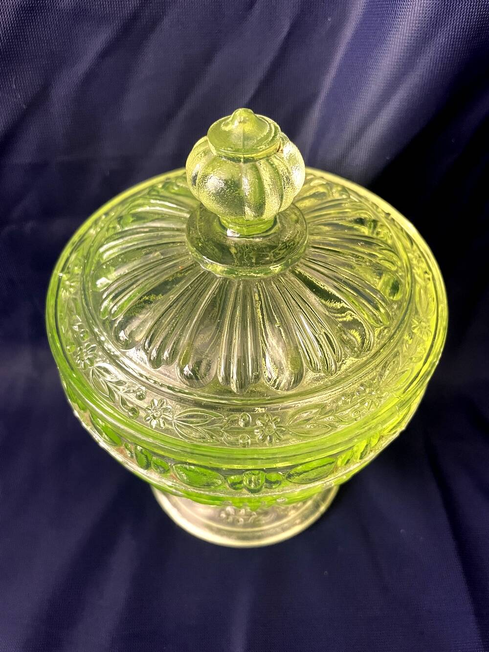 Press glass candy mold ouraline glassware of portieux