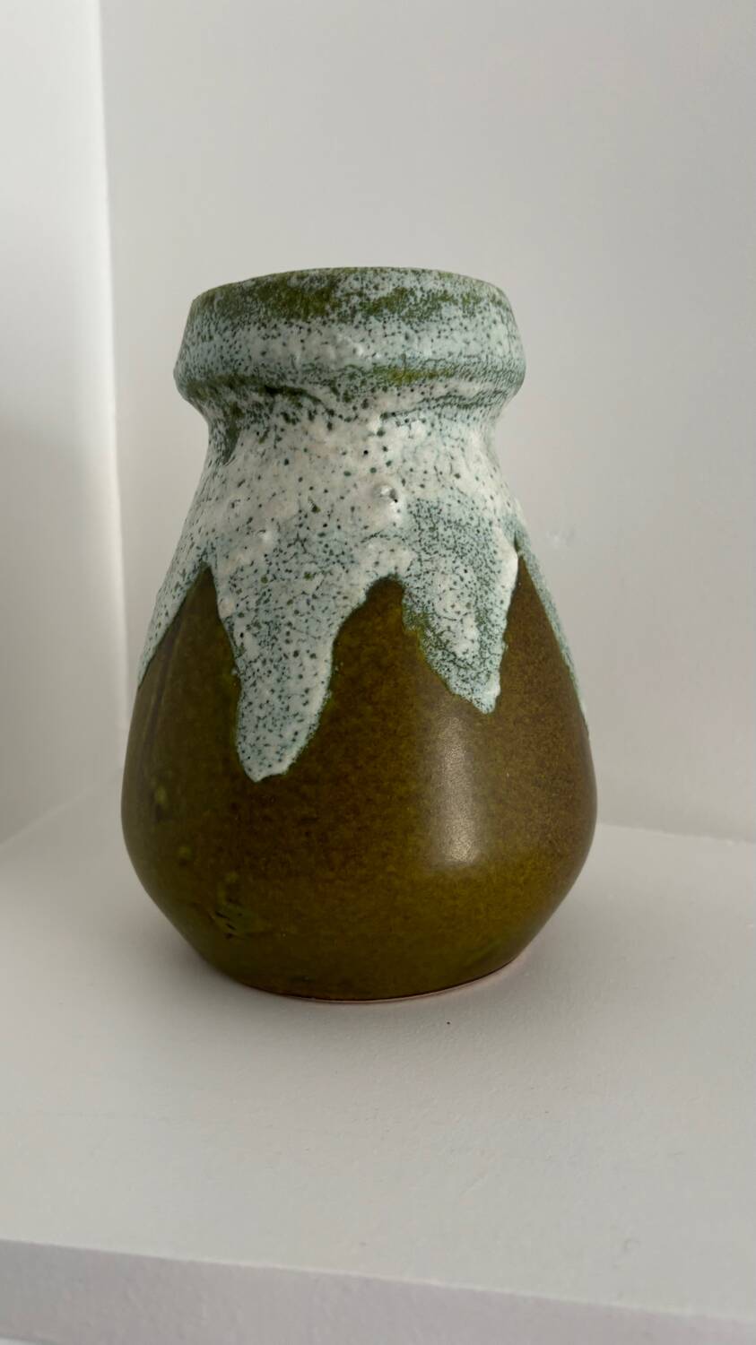 Saint Clement ceramic vase