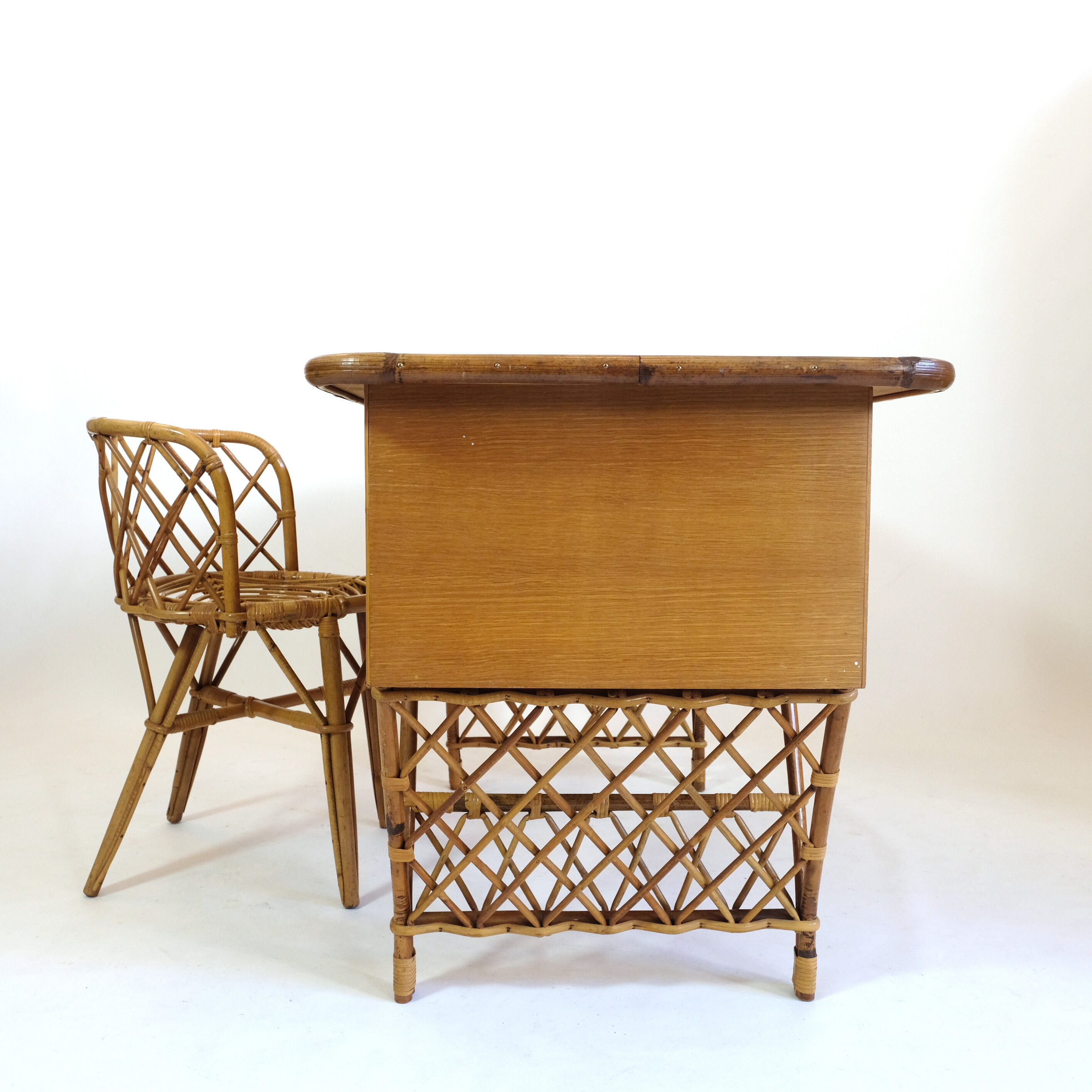 Rattan desk and chair  70