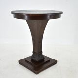 1920s Art Deco Occasional Coffee Table and tablecloth