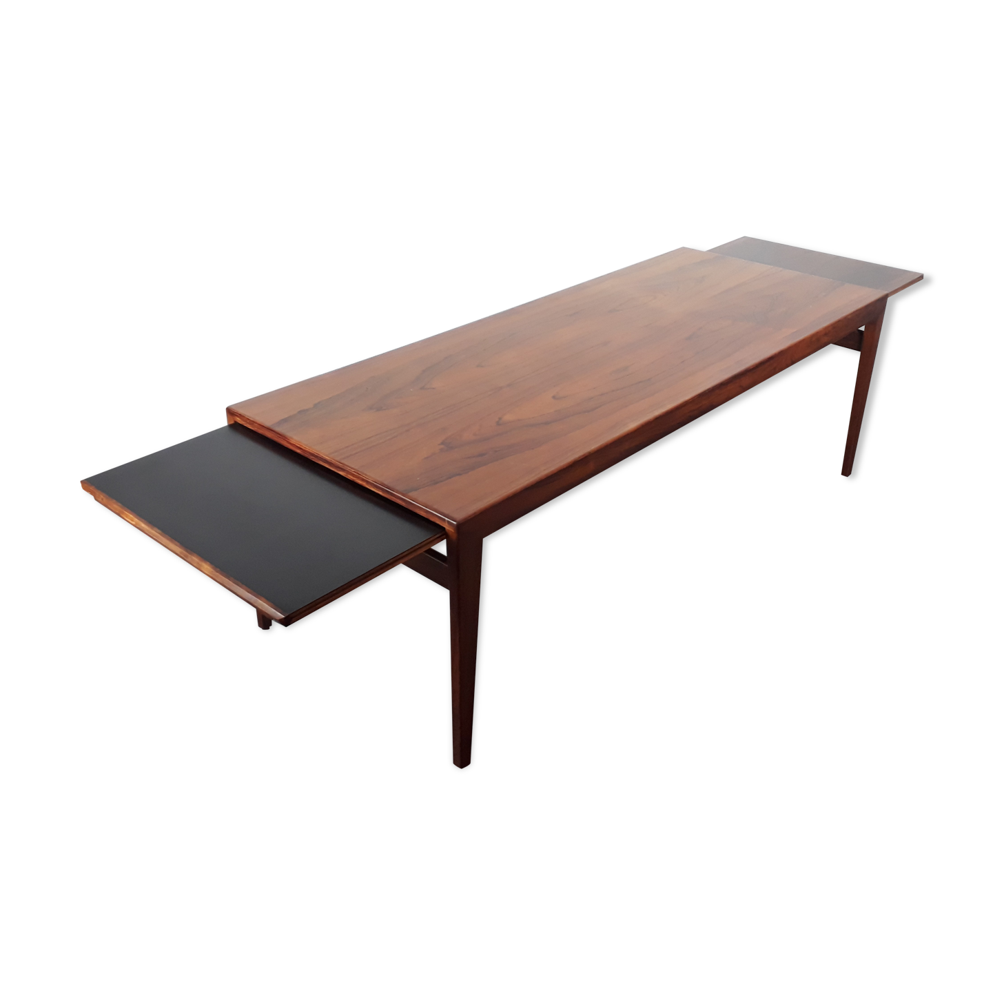 Extendable coffee table