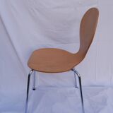 Chaise coque bois courbé